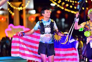 BIB: 7053
                            <button type="button" onclick="openModal(21804660)" class="btn btn-primary btn-sm float-right btn-popup" data-toggle="modal" data-target=".modal-high-quality">
                        <i class="fas fa-shopping-cart"></i> Add to Cart
                    </button>
                                            <button type="button" onclick="isThisMe(21804660, true)" class="btn btn-success btn-sm float-right btn-popup btn-isme hidden" data-toggle="tooltip" data-placement="bottom" title="นี่คือรูปของคุณใช่ไหม คลิกที่นี่เพื่อเอาเข้าอัลบั้ม">
                        <i class="fas fa-plus"></i> Add to album
                    </button>
                    <button type="button" onclick="isThisMe(21804660, false)" class="btn btn-warning btn-sm float-right btn-popup btn-isnotme hidden">
                        <i class="fas fa-ban"></i> Remove from album
                    </button>